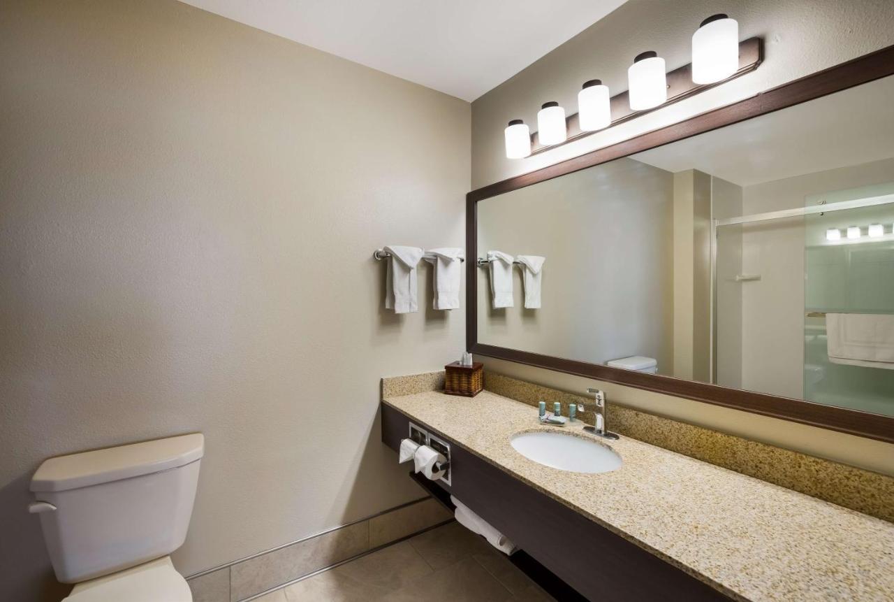 Best Western Vermillion Inn Dış mekan fotoğraf